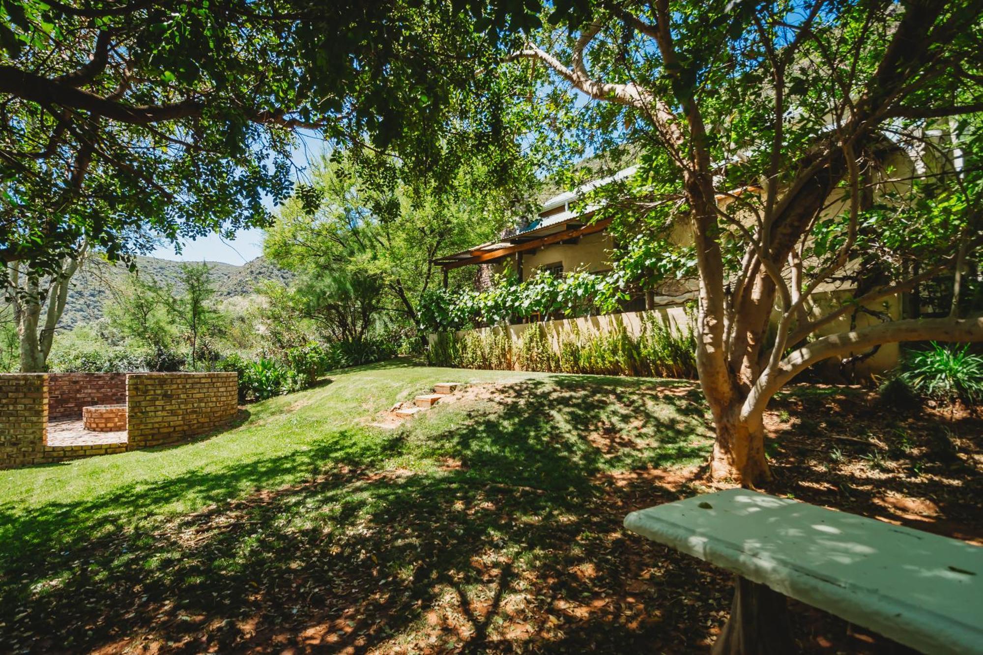 De Poort Country Lodge Oudtshoorn Room photo