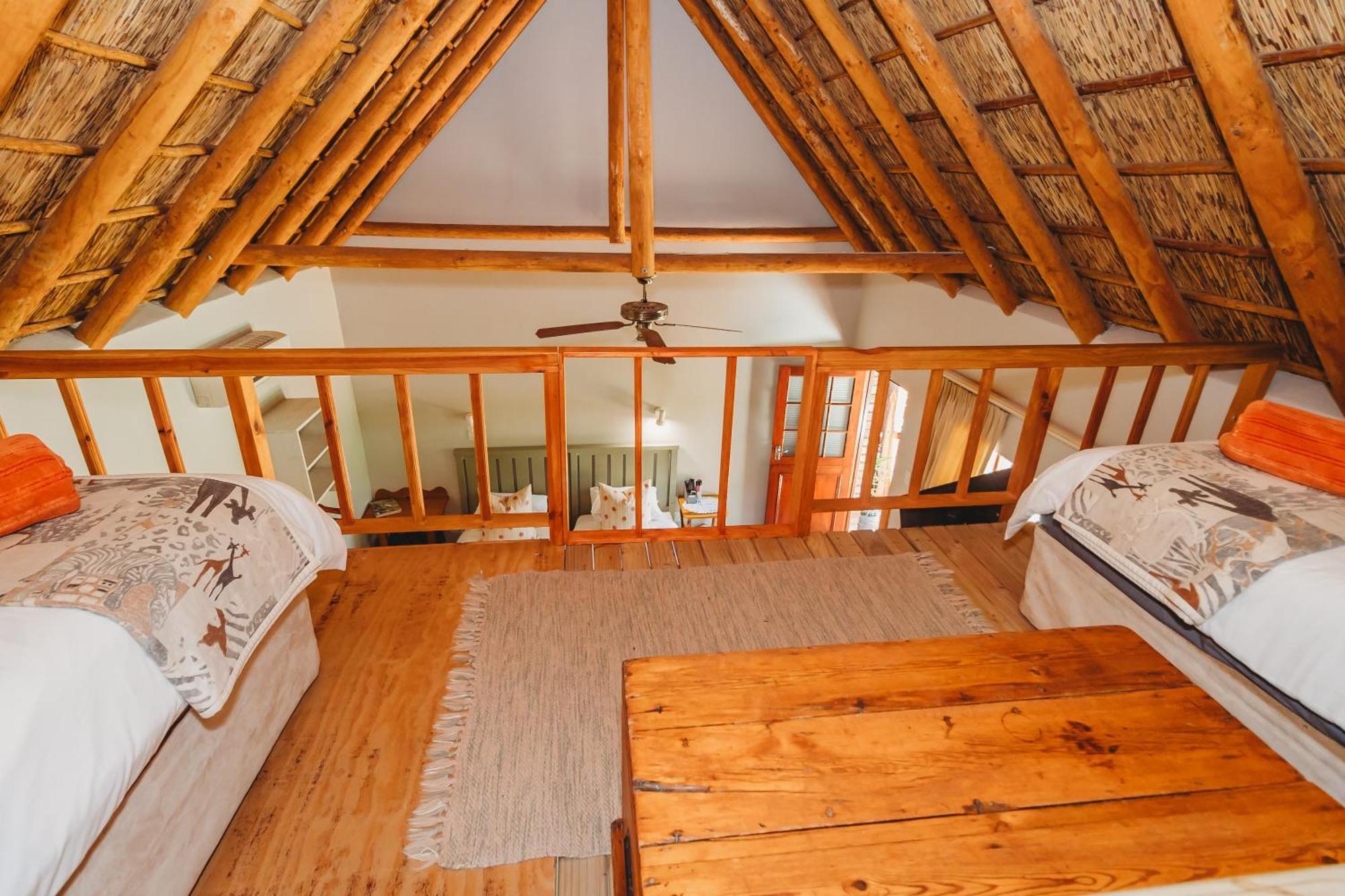 De Poort Country Lodge Oudtshoorn Room photo
