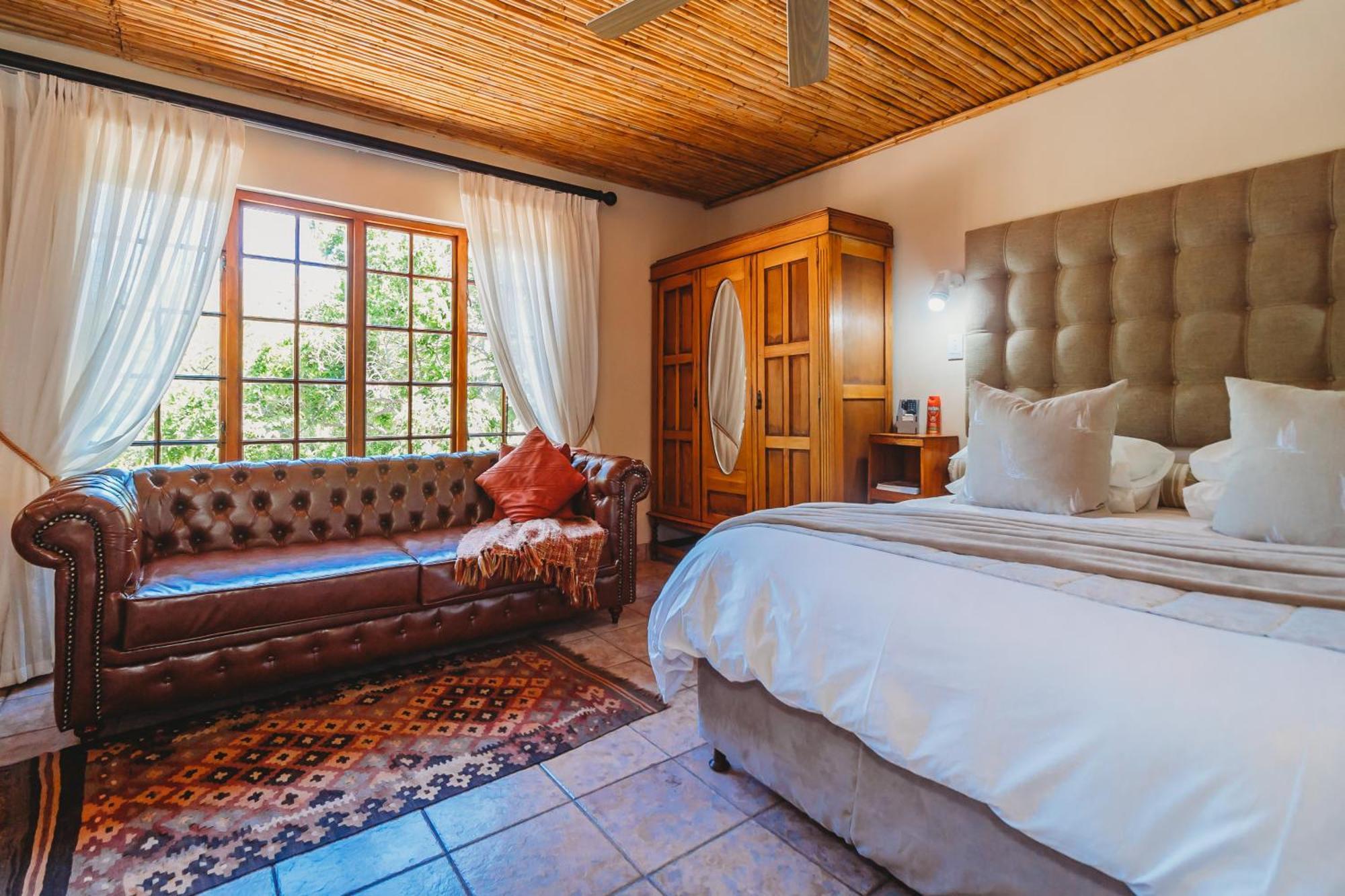 De Poort Country Lodge Oudtshoorn Exterior photo